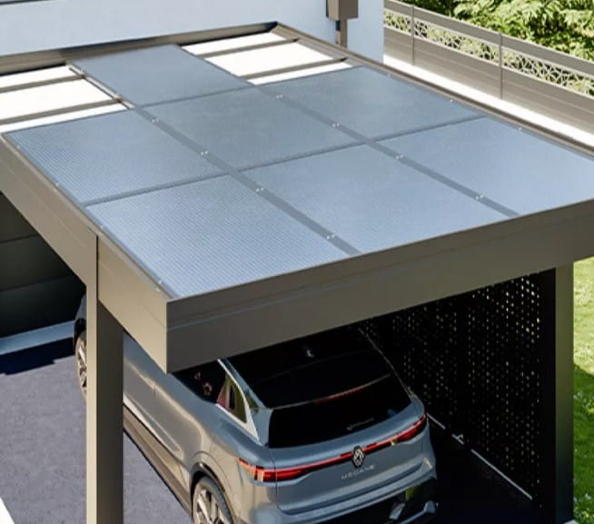 Carport solaire avec panneaux solaires pour autoconsommation et revente d’énergie